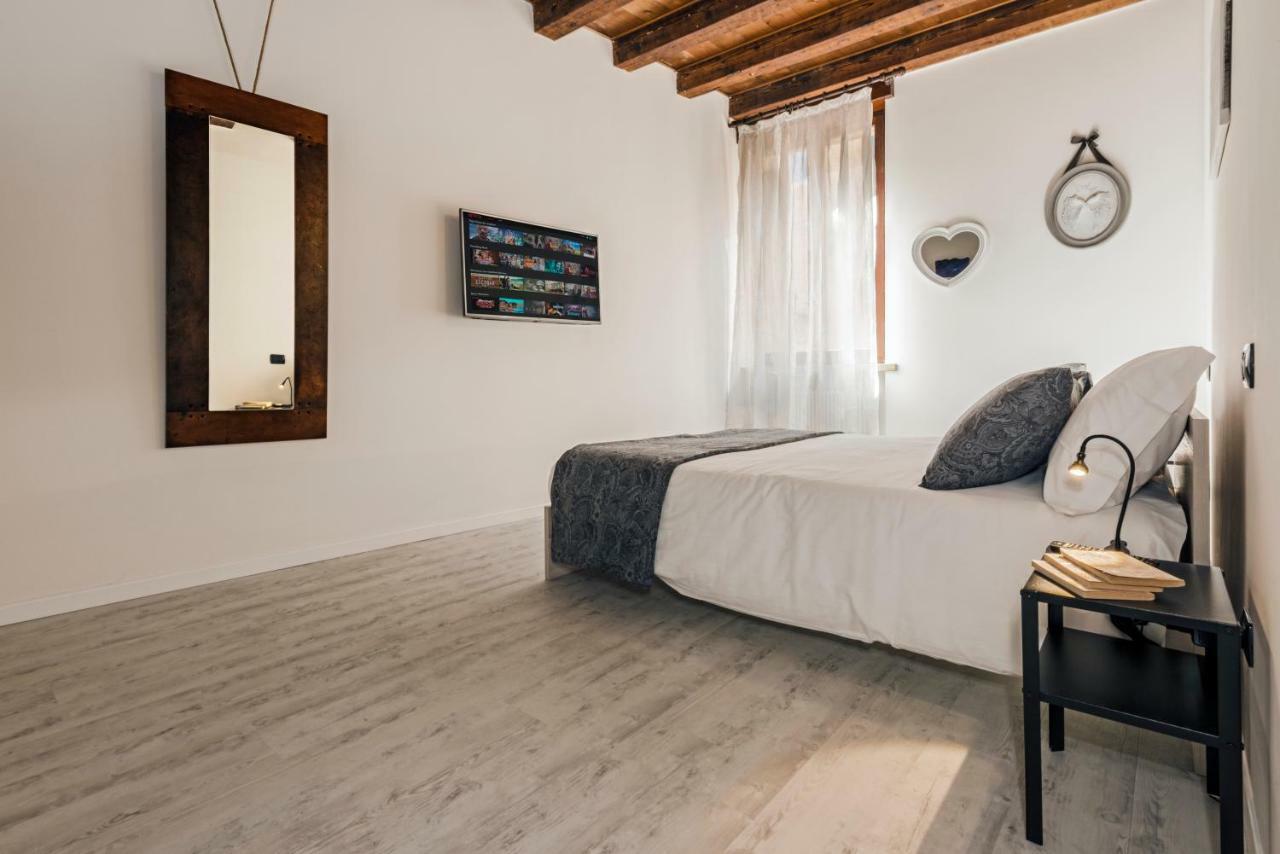 Apartmán Ponte Postumio Verona Exteriér fotografie